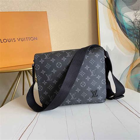 túi đeo chéo louis vuitton|túi đeo chéo hoa.